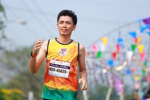 BIB: 2195, 45825
                            <button type="button" onclick="openModal(9924245)" class="btn btn-primary btn-sm float-right btn-popup" data-toggle="modal" data-target=".modal-high-quality">
                        <i class="fas fa-shopping-cart"></i> Add to Cart
                    </button>
                                            <button type="button" onclick="isThisMe(9924245, true)" class="btn btn-success btn-sm float-right btn-popup btn-isme hidden" data-toggle="tooltip" data-placement="bottom" title="นี่คือรูปของคุณใช่ไหม คลิกที่นี่เพื่อเอาเข้าอัลบั้ม">
                        <i class="fas fa-plus"></i> Add to album
                    </button>
                    <button type="button" onclick="isThisMe(9924245, false)" class="btn btn-warning btn-sm float-right btn-popup btn-isnotme hidden">
                        <i class="fas fa-ban"></i> Remove from album
                    </button>